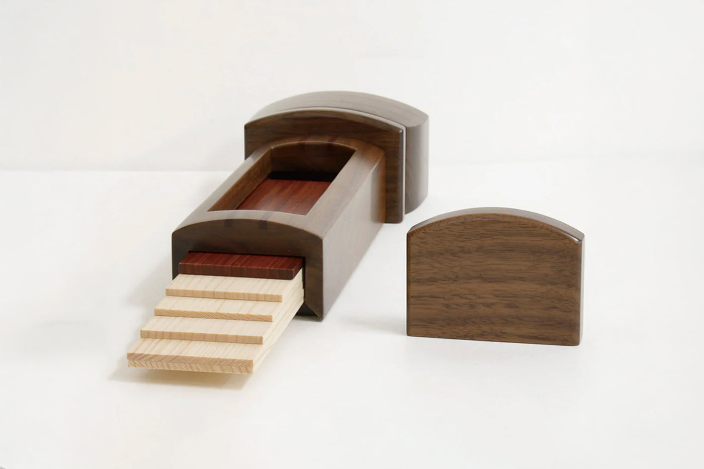 アルマ 本黒丹/回出位牌/モダン位牌